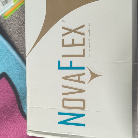 Novaflex rose gold sandals - Picture 3 of 5